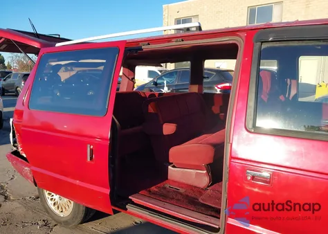 1989 Plymouth Grand Voyager Le z USA, uszkodzony, nr VIN 1P4FH5439KX695332